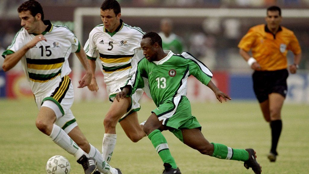 Tijani Babangida in action for Nigeria against South Africa at the 2000 Africa Cup of Nations