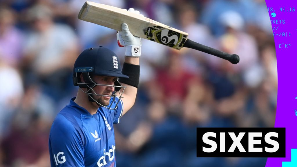 Watch Livingstone hit three sixes in a row