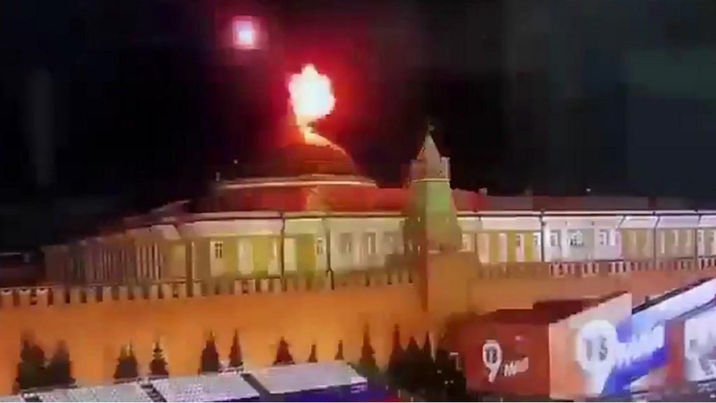 Apparent explosion over Kremlin
