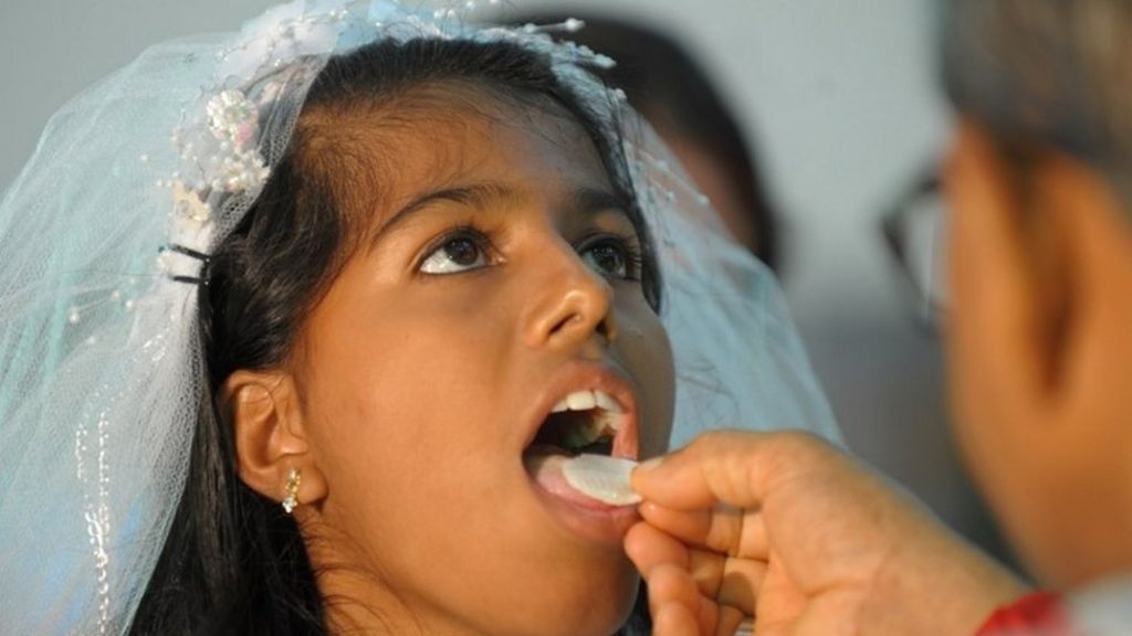 Vatican outlaws gluten-free bread for Holy Communion