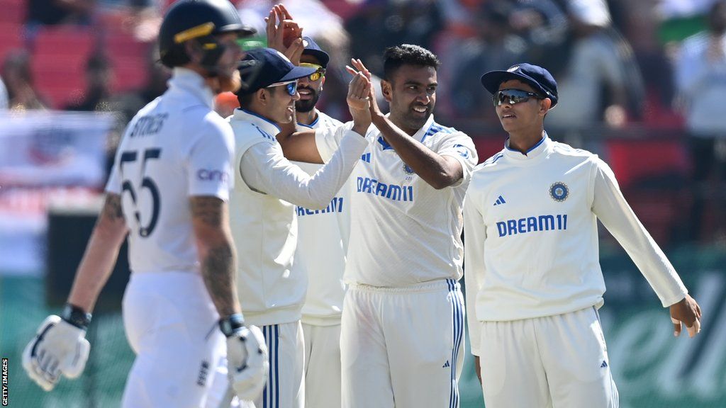Ravichandran Ashwin and India celebrate the wicket of Ben Stokes