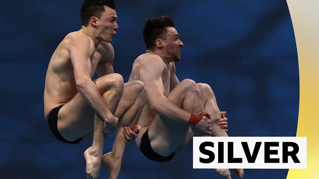 World Diving: Matty Lee and Noah Williams win synchro diving silver
