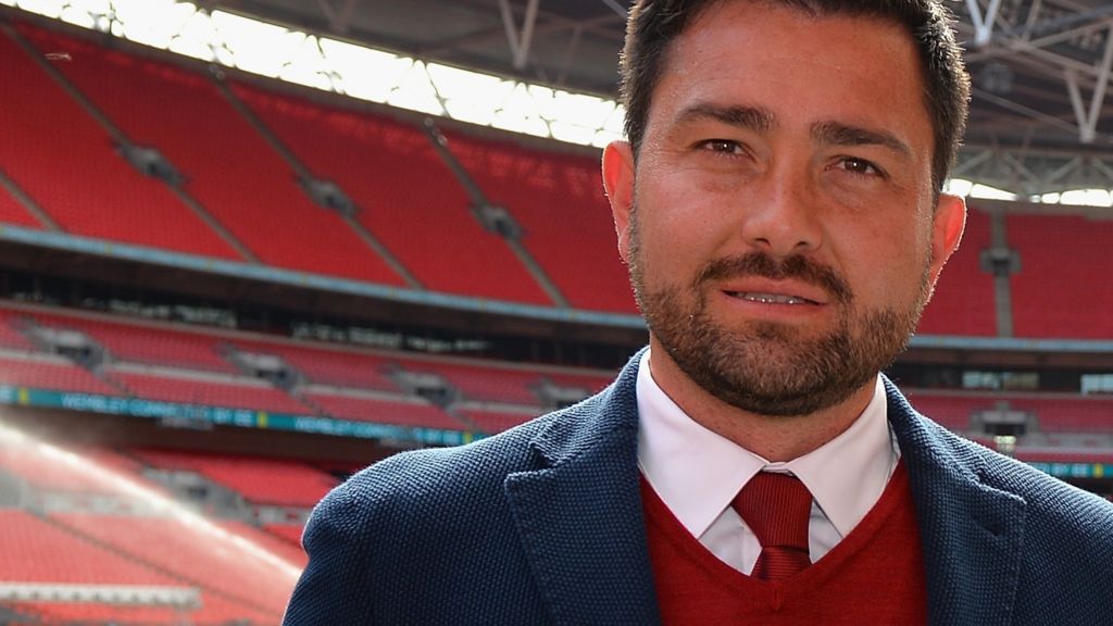 Pedro Martinez Losa: Best of Arsenal Ladies is yet to come - BBC Sport