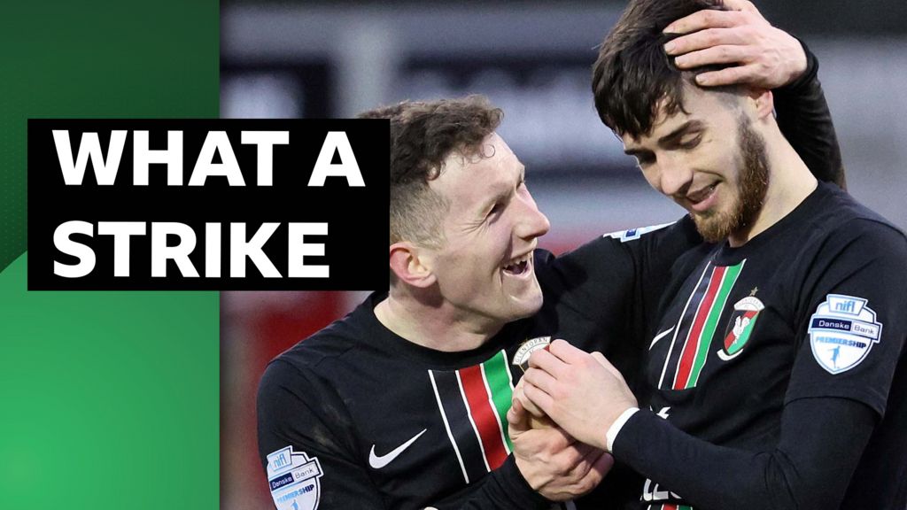 50-yard finish for Glentoran's Donnelly