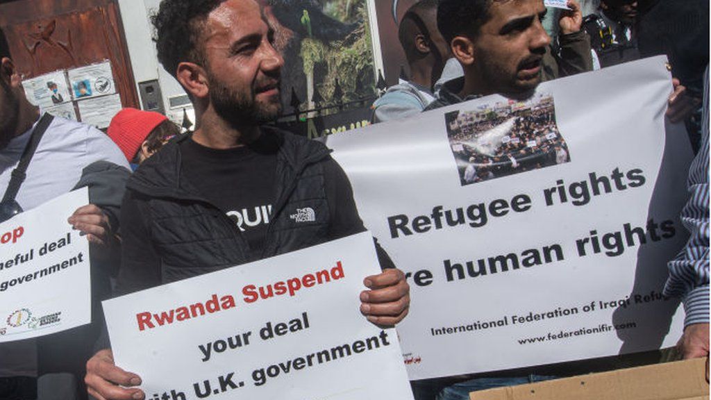 Protesters demonstrate against Rwanda deportation plan in London (08/06/22)