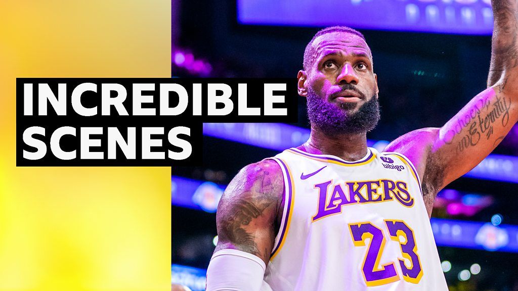 James makes history by passing 40,000-point mark