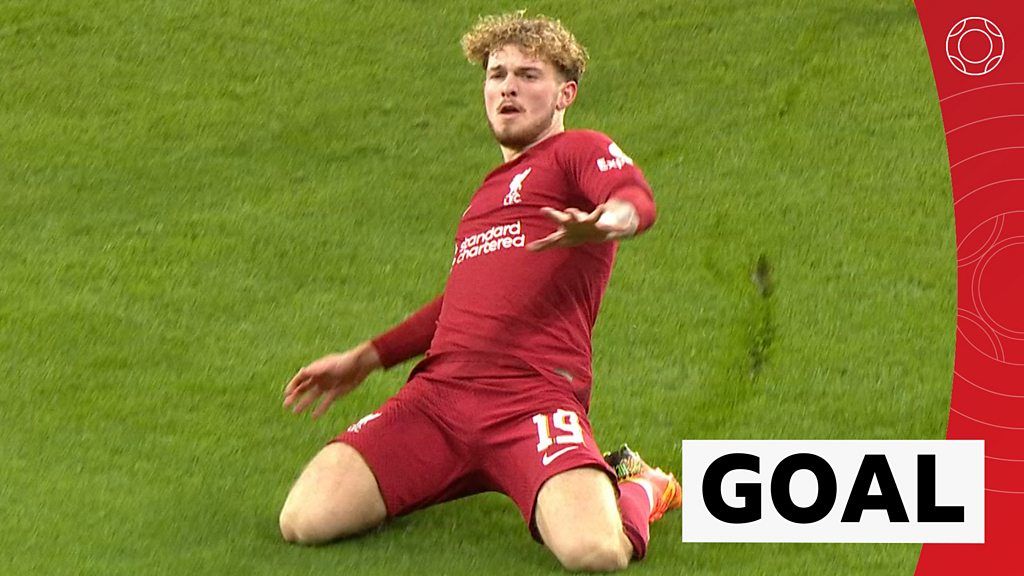 ‘What a strike!’ – Elliott puts Liverpool in front