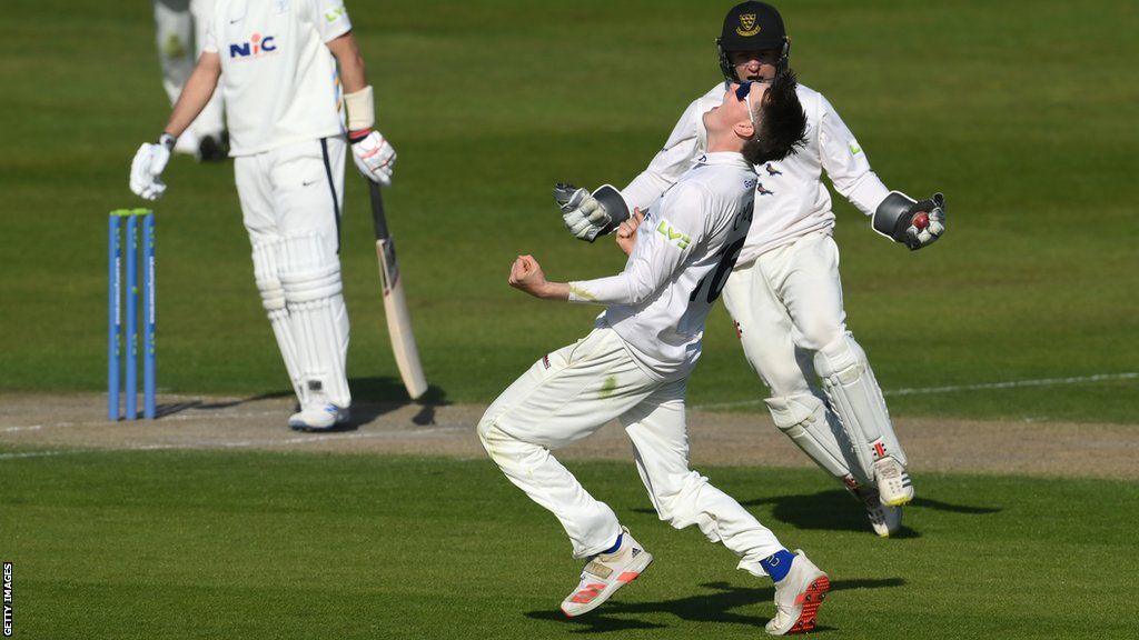 Sussex bowler Jack Carson signs a three-year contract extension to stay at the club.