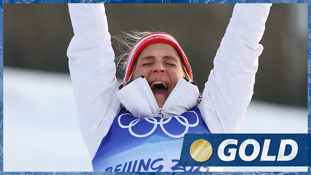 Winter Olympics: Therese Johaug wins gold in 10km cross-country by half a second