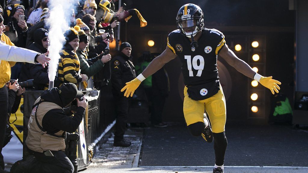 Juju Smith Schuster Nfl Star Who Plays Fortnite With Drake Tyler Ninja Blevins And Hangs Out 6368