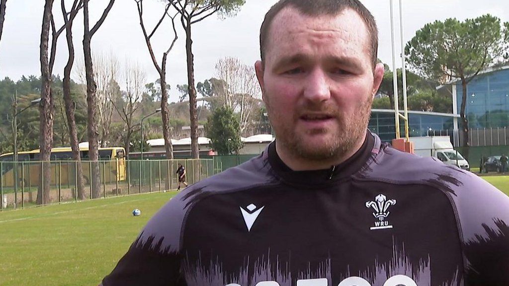 Strike threat 'a hugely emotional time' - Owens