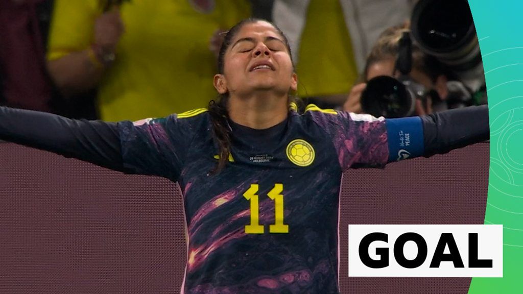 Usme calmly fires Colombia into lead against Jamaica