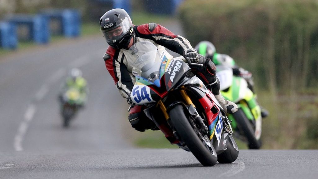 Rider critically ill after Tandragee 100 crash