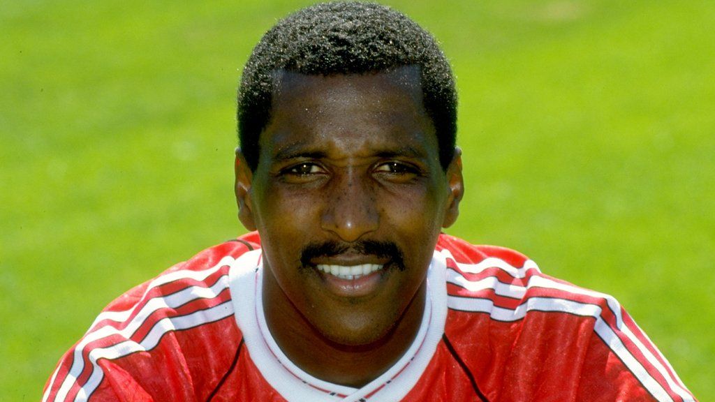 Viv Anderson as Assistant Manager of Middlesbrough.
