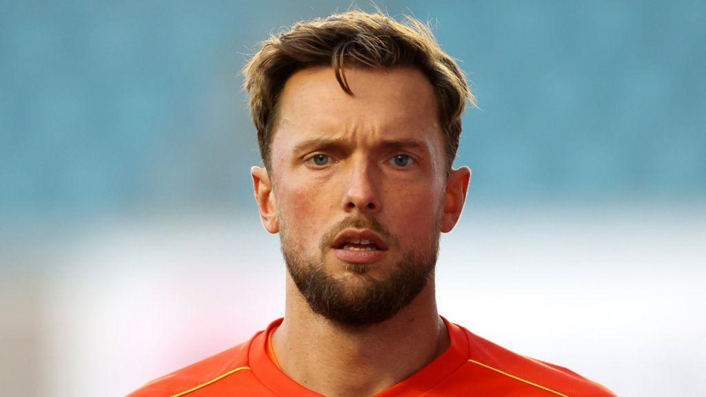 Ben Hamer Swansea City sign Huddersfield goalkeeper BBC Sport