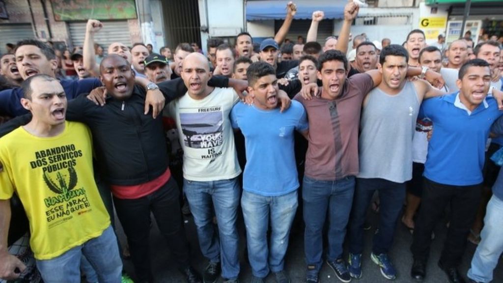 Brazil police banned from striking by Supreme Court - BBC News