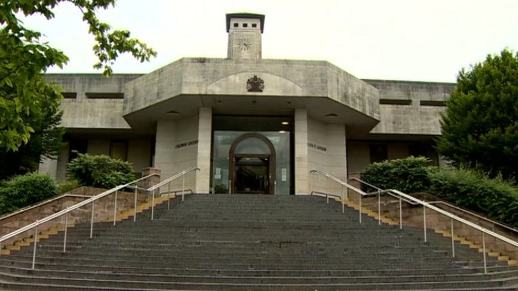 Man, 92, 'tried to groom girls online'