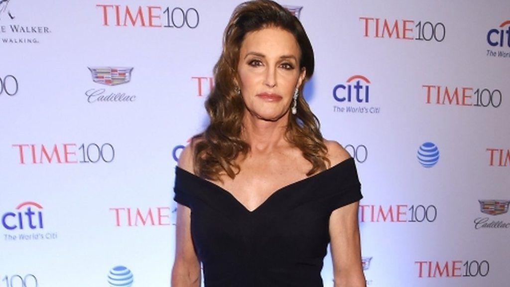 Caitlyn Jenner 'I'm upset with Trump and could enter politics' BBC News
