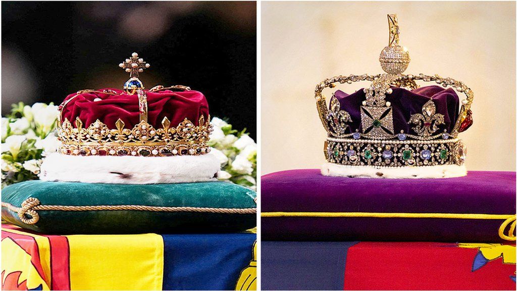 The Crown of Scotland and the Imperial State Crown