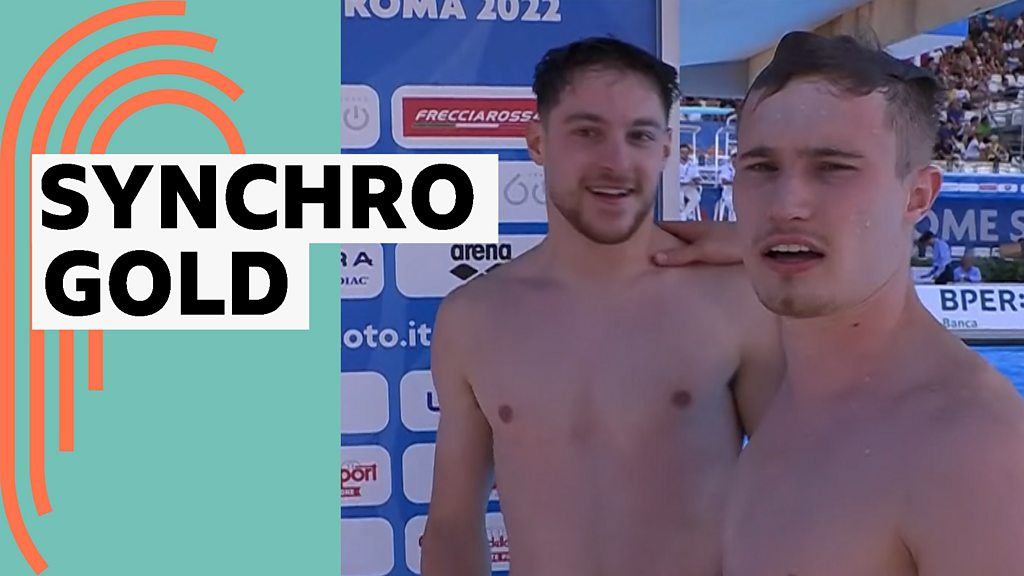 Laugher & Harding win synchronised 3m springboard gold