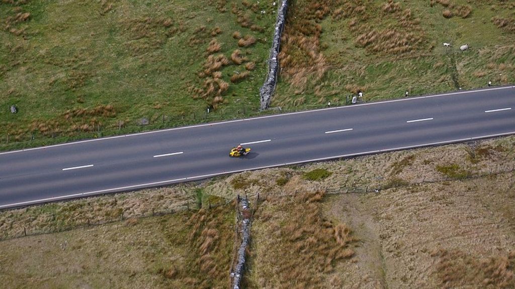 Isle of Man Mountain Road to close for race repairs - BBC News