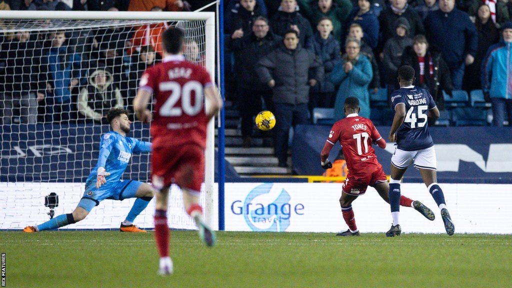 Isaiah Jones fires past Matija Sarkic for Middlesbrough's winner