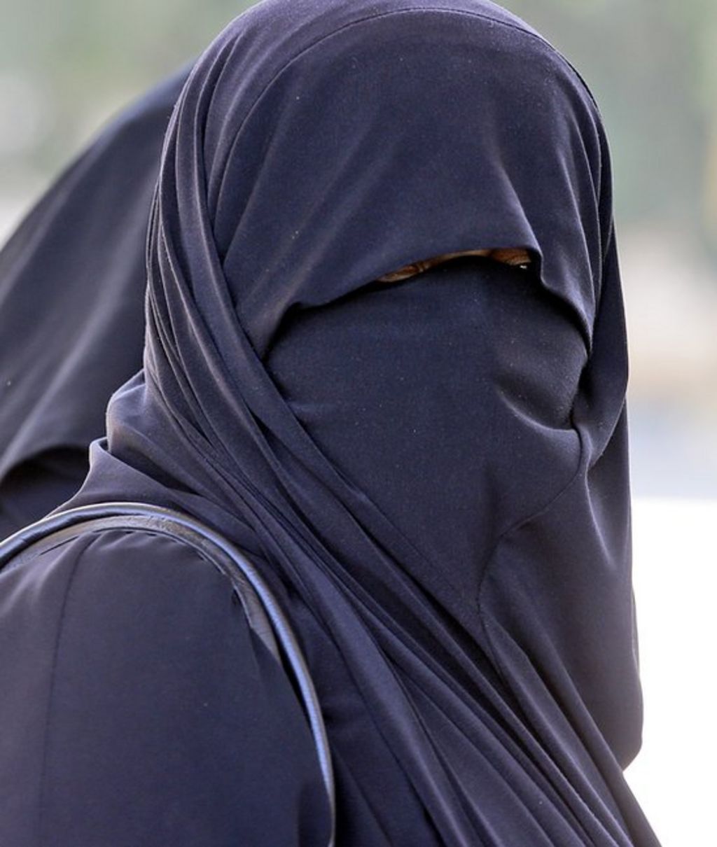 Germany Burka Ban To Be Proposed In Security Clampdown Bbc News