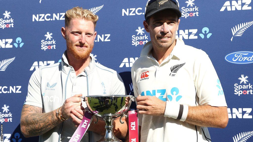 England captain Ben Stokes and New Zealand skipper Tim Southee with the Test series trophy
