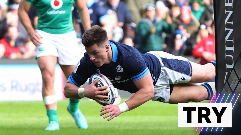 Jones scores opening try for Scotland