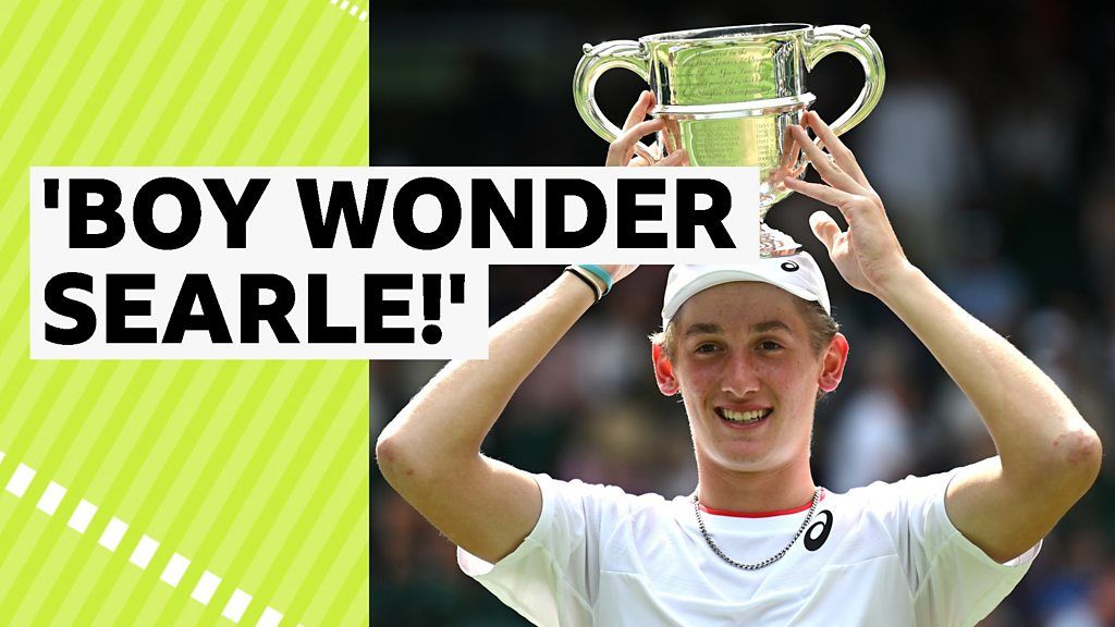 GB's Searle wins boys' singles title