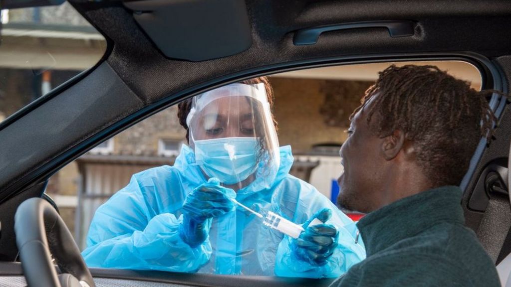 Covid19 UK records 30,000 new cases and 316 deaths BBC News