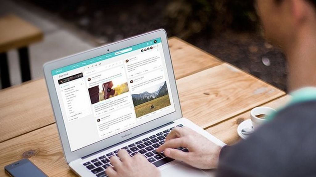 Islamic State piggybacks Baaz's social mega-feed