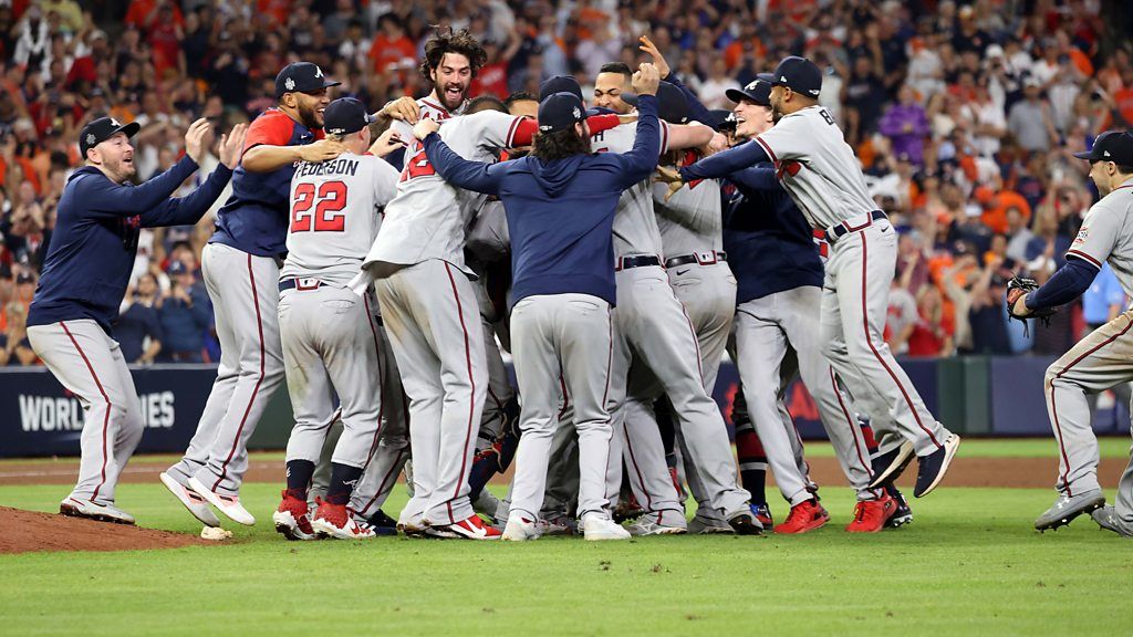 Watch The Moment The Atlanta Braves Beat The Houston Astros To Win The ...