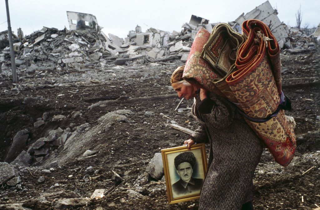 Grozny in ruins - February 2000