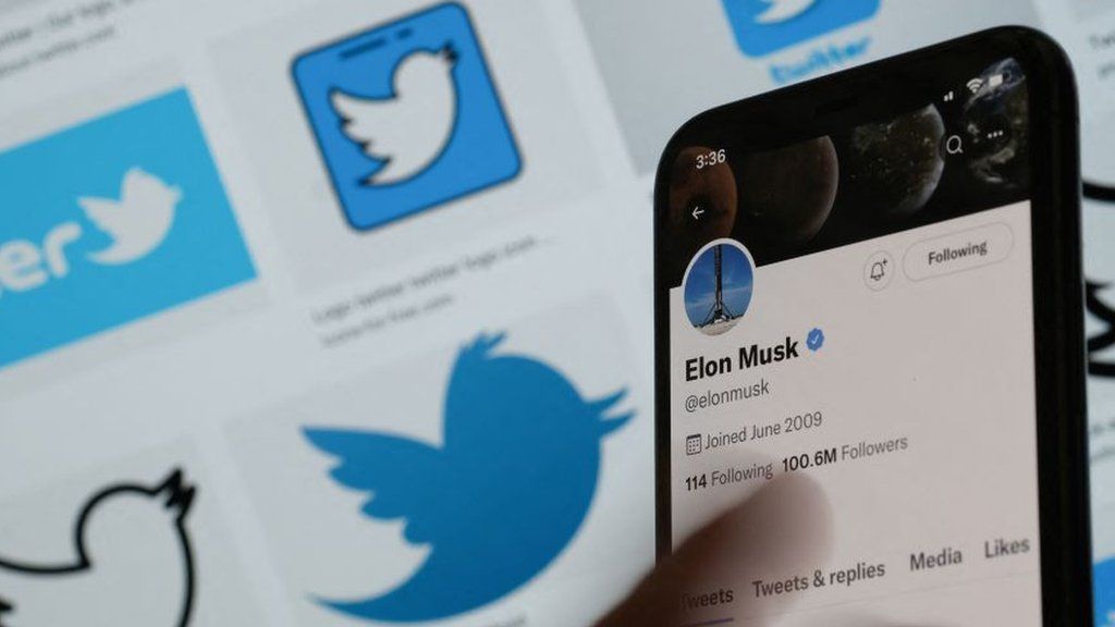 Twitter locks personnel out of offices until next week thumbnail