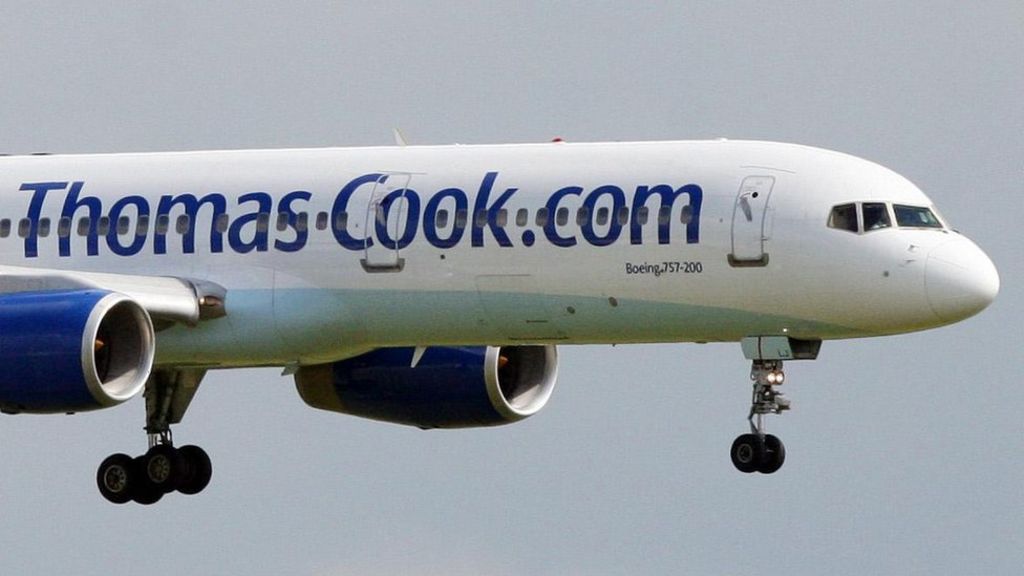 Pilots approaching Glasgow Airport spot drone above plane