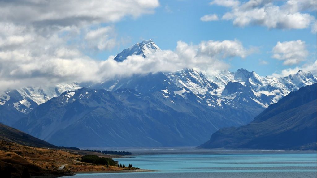 Zealandia: Is there an eighth continent under New Zealand? - BBC News