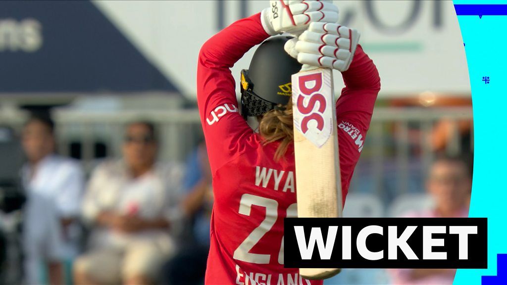 England's Wyatt dimsissed with first ball of T20 decider