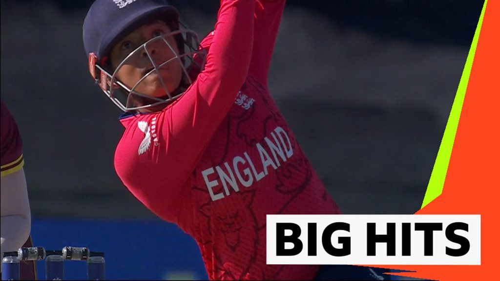 Dunkley hits a six and two fours in one over