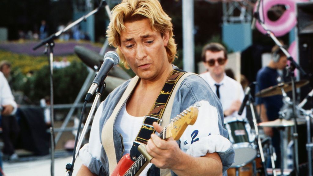Chris Rea performing in Germany in 1983