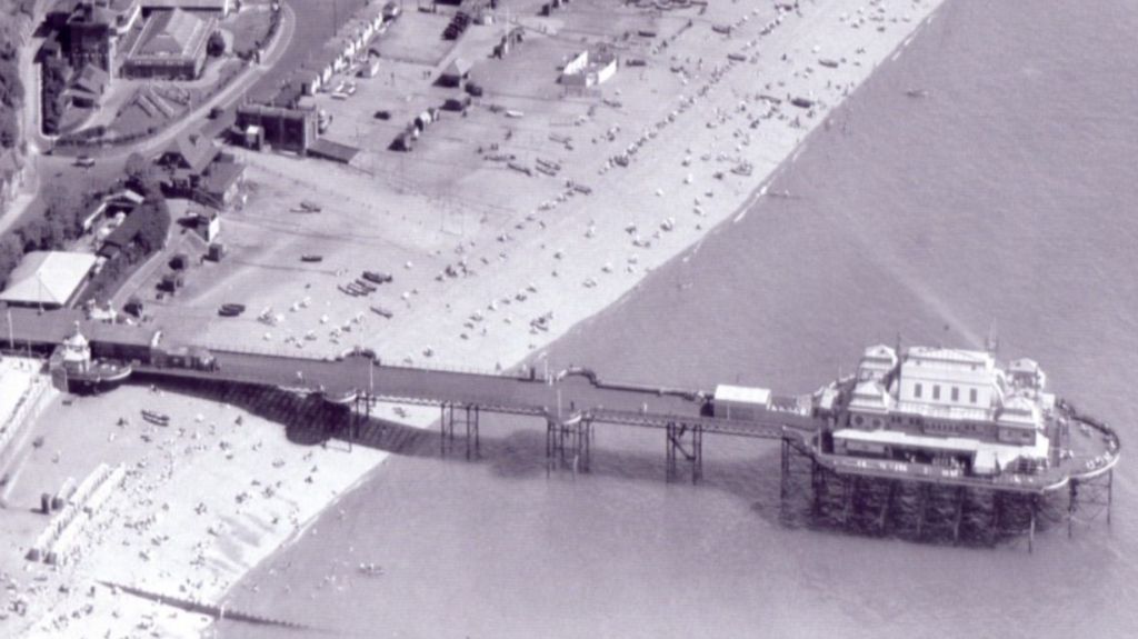 An aerial photo of Folkestone pleasure pier