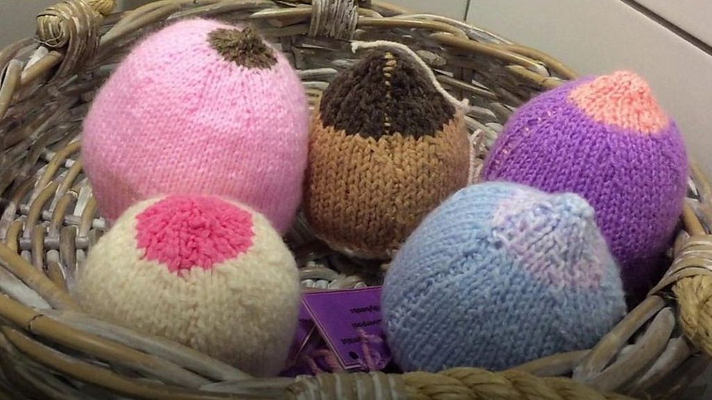 'Woollen boobs' promote breastfeeding in Liverpool