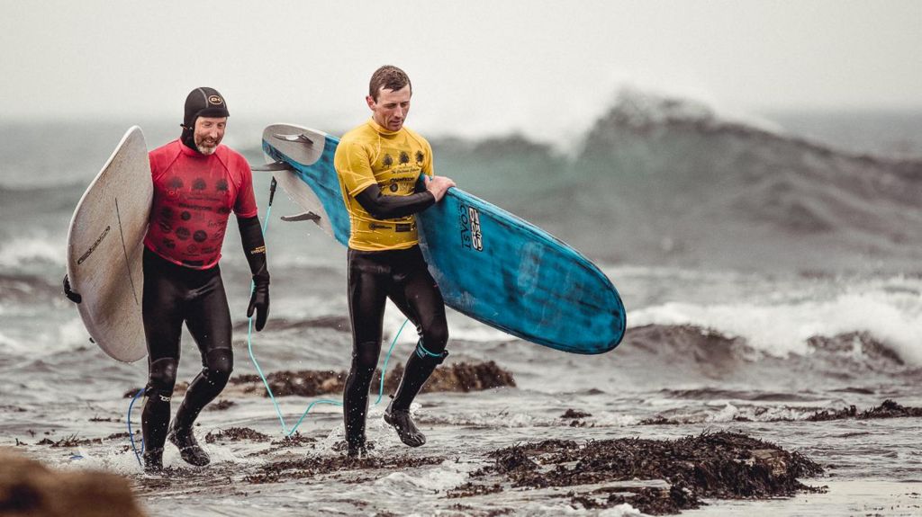 Scottish surfing competition to mark 50th anniversary - BBC News