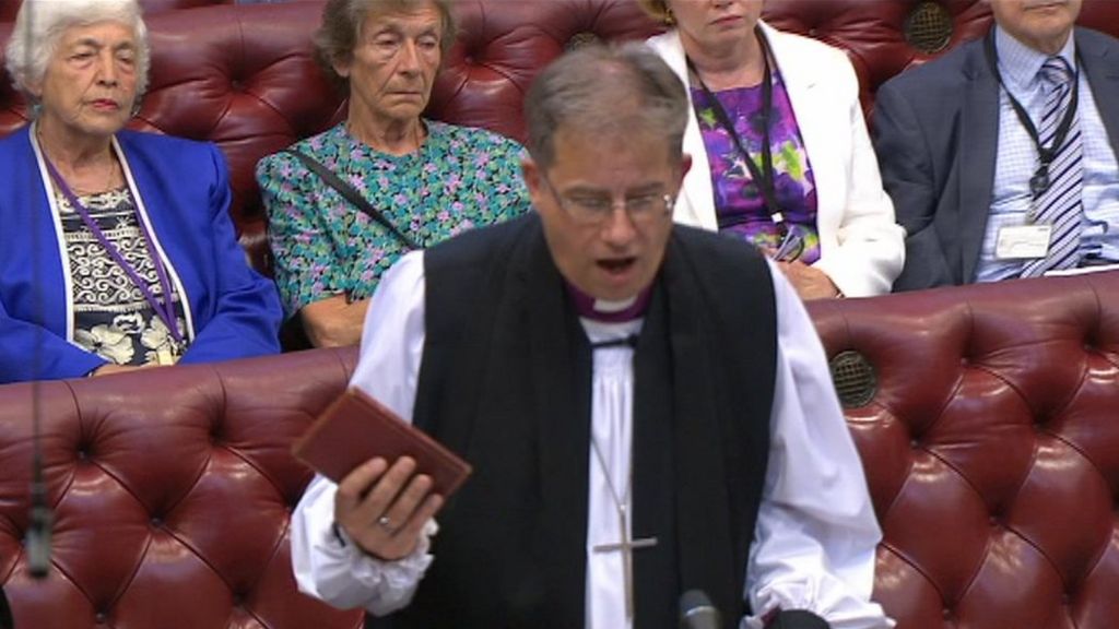New Oxford bishop takes House of Lords seat