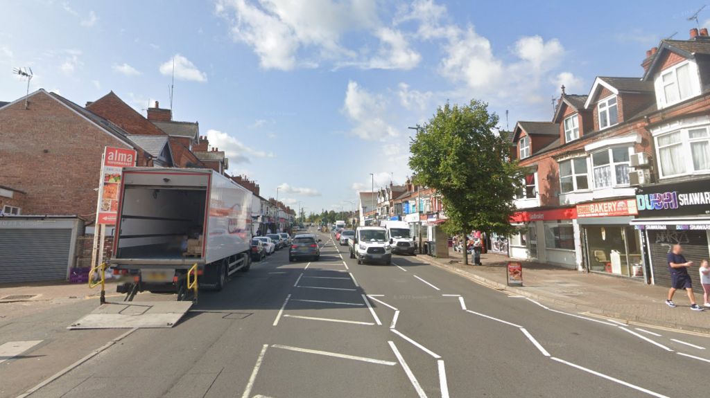 Melton Road and Narborough Road in Leicester to close for works BBC News