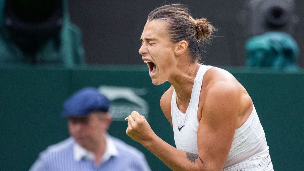 Aryna Sabalenka shows her emotion at Wimbledon