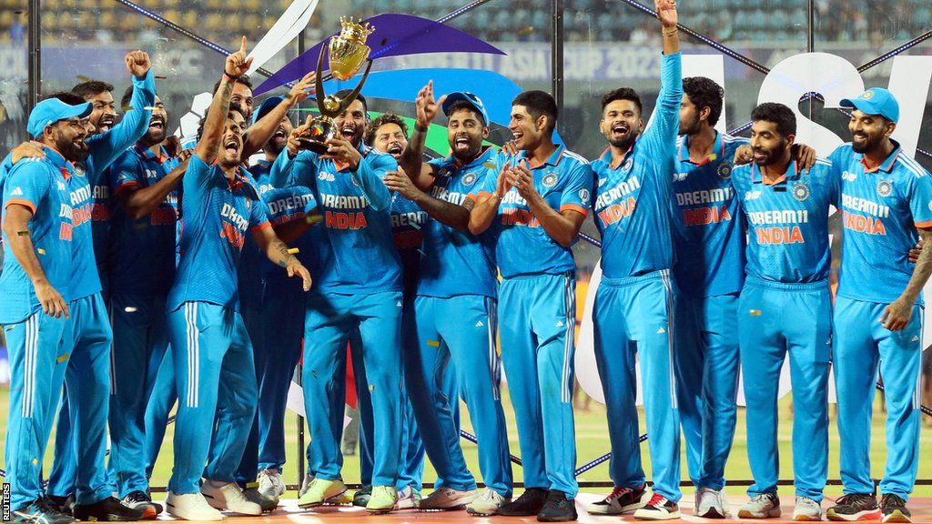 India lift the Asia Cup