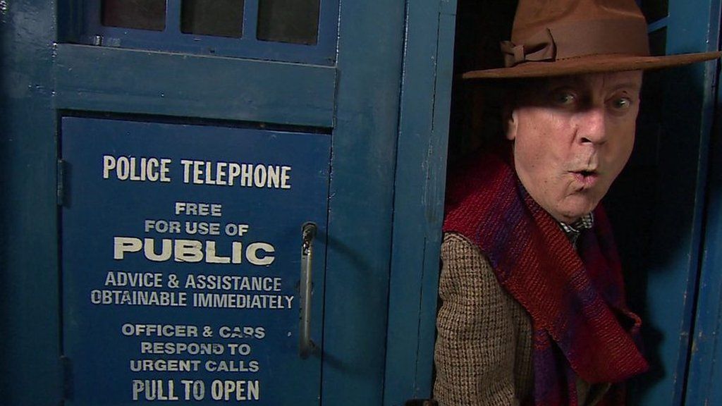 Who's in Brandreth's political review?