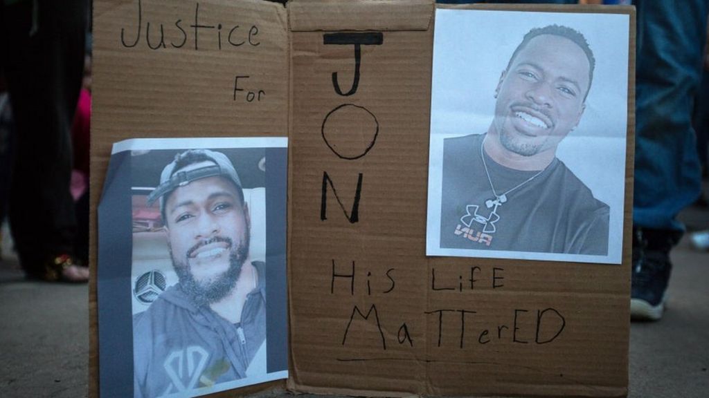 Shaun Lucas Texas officer charged over killing of Jonathan Price BBC