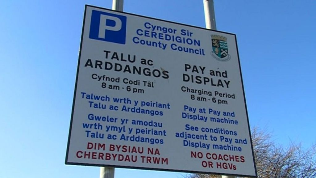 parking charges sign
